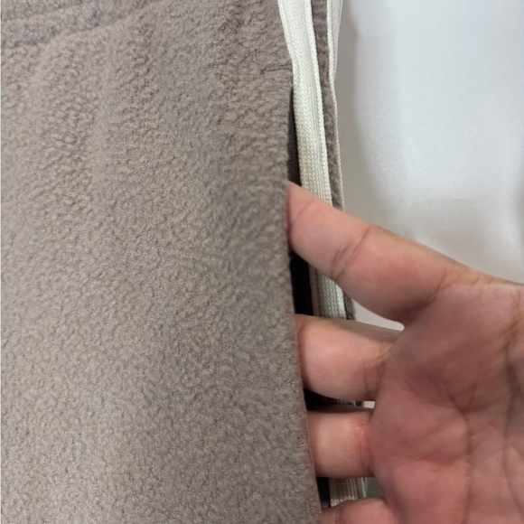 PINK by Victoria's Secret Reverse Fleece Sweatpants Rose - Picture 13 of 16